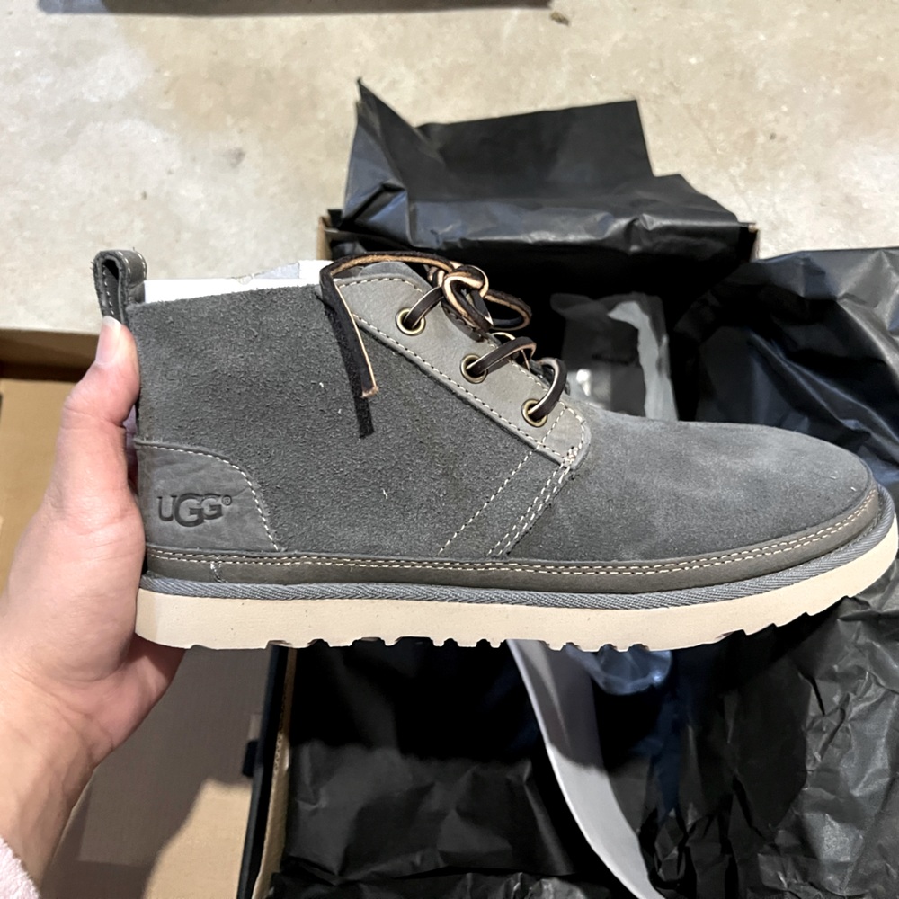 UGG Men's Neumel Unlined Leather Sneaker